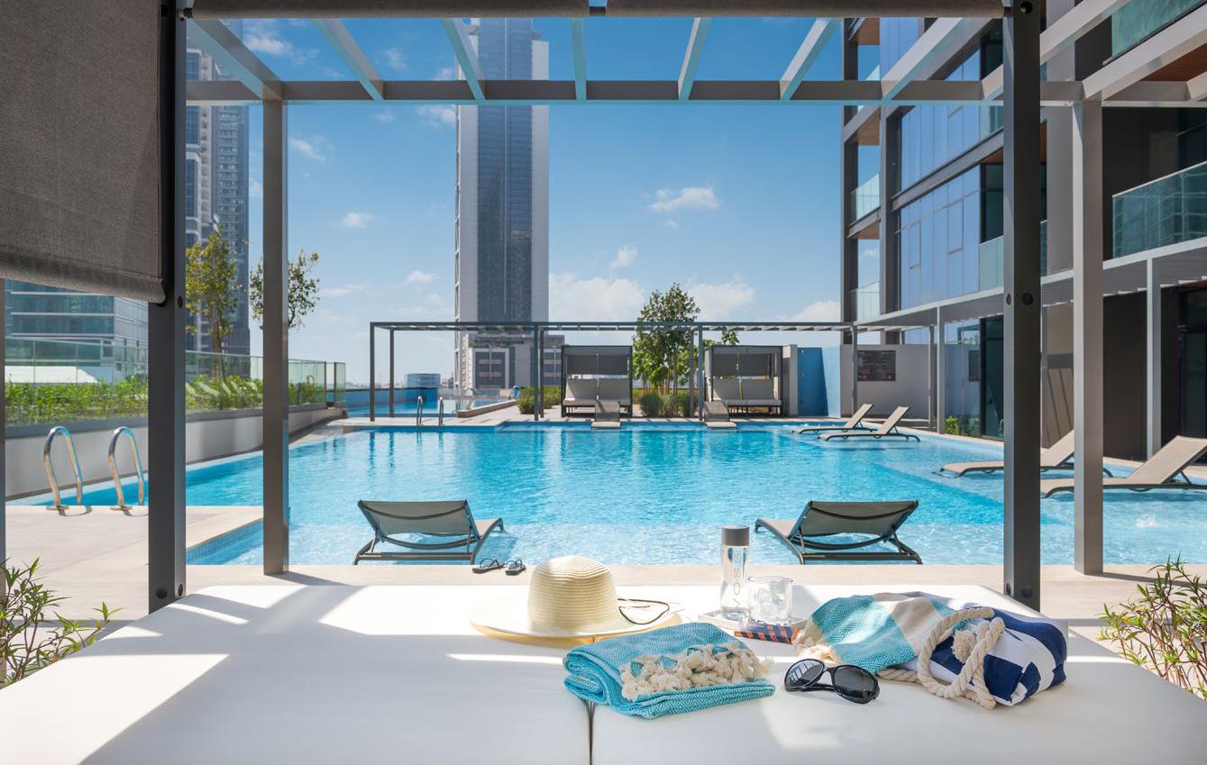 Kensington Waters Pool