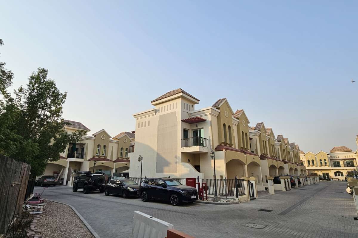 Sahara Meadows | Dubai | 7