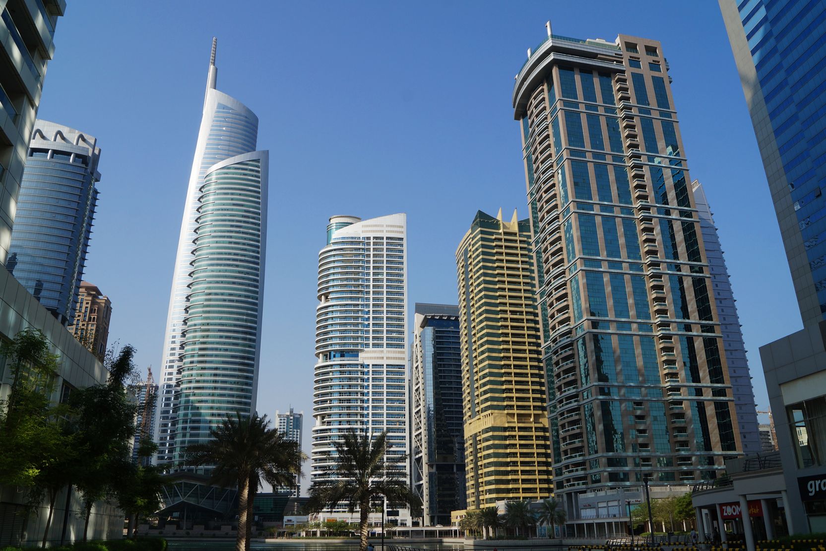 Spacious Apartments for rent in Jumeirah Lake Towers