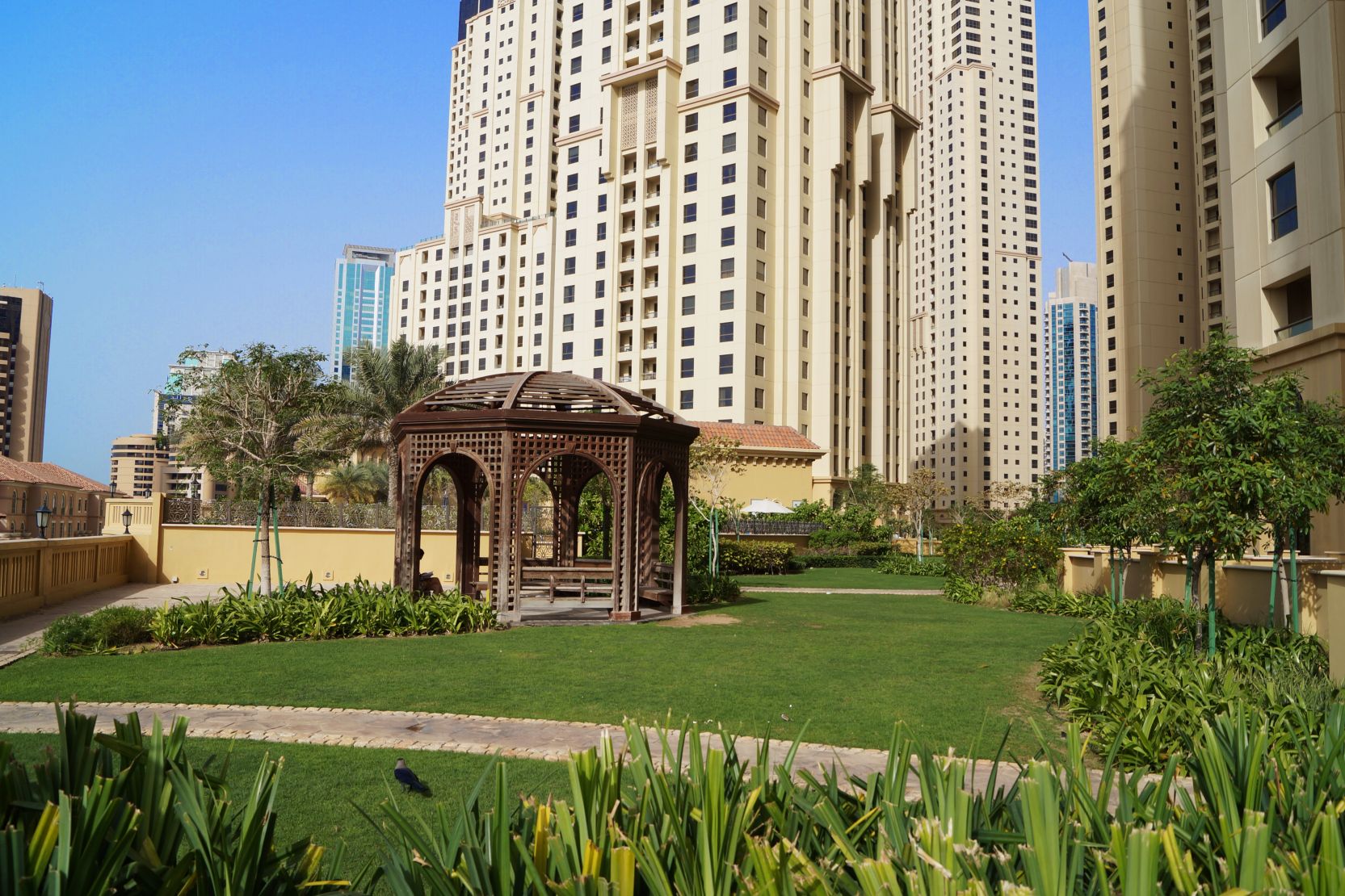 Jumeirah Beach Residences (JBR)