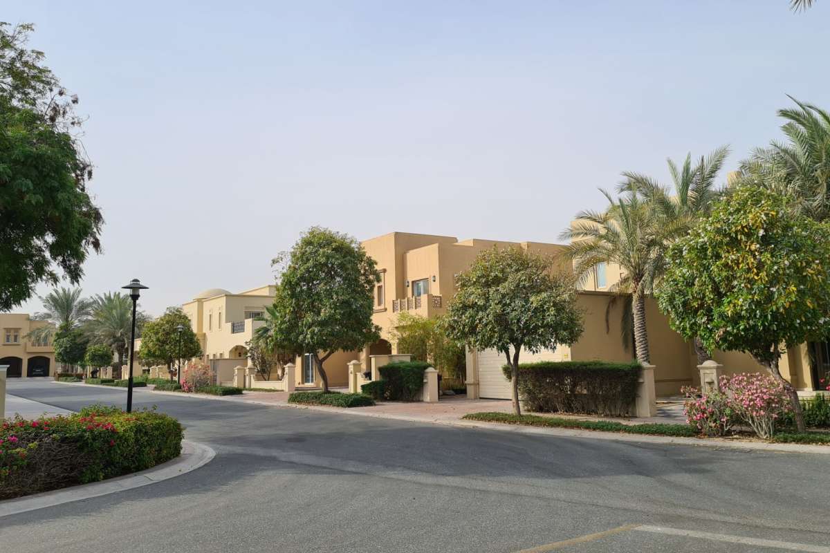 Al Mahra | Villas