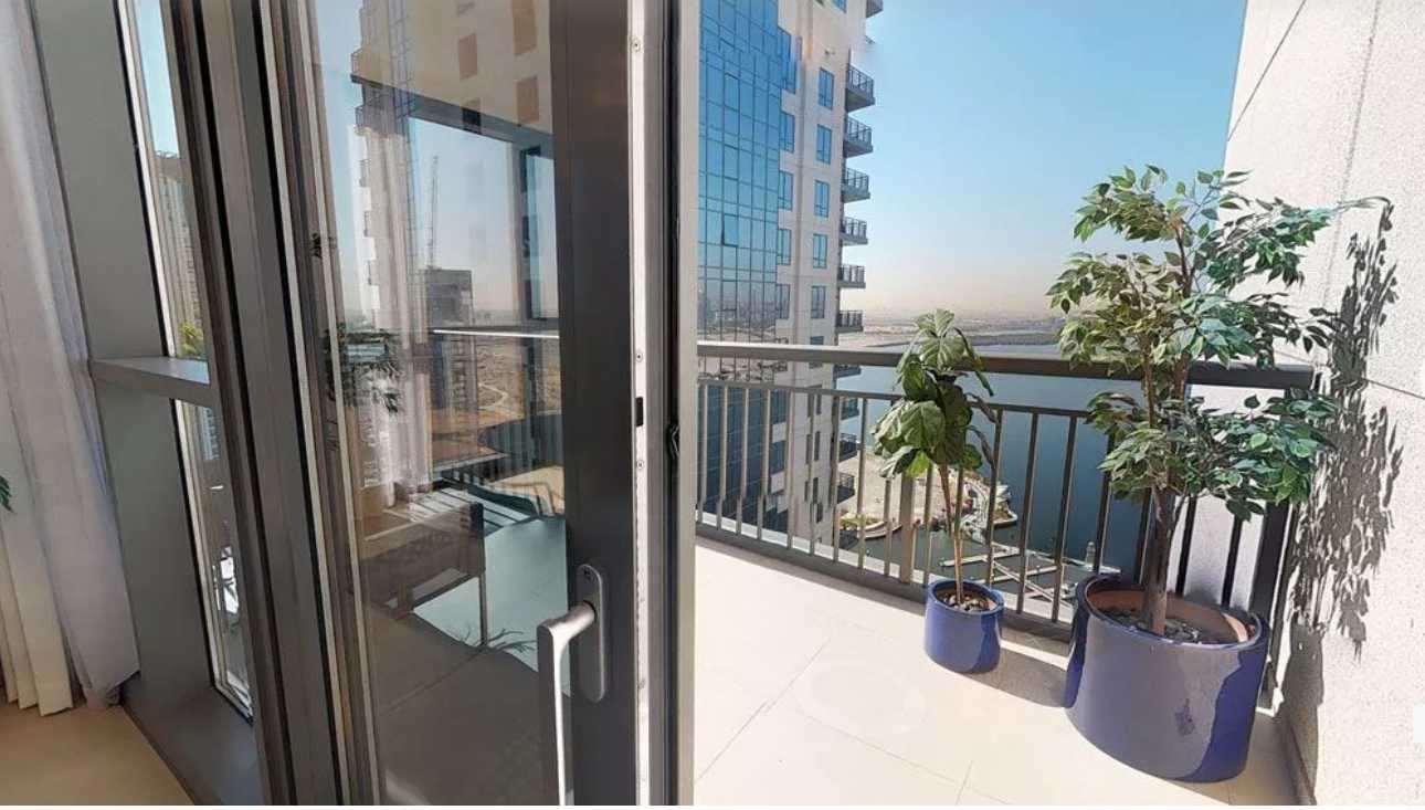 BALCONY-DUBAI CREEK RESIDENCES