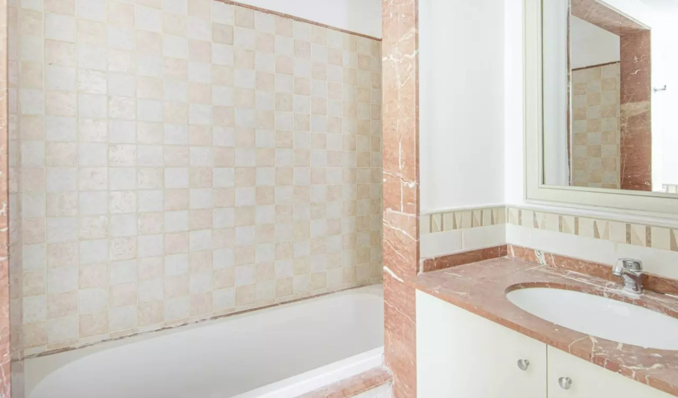 Bathroom in Estella Village | Victory Heights
