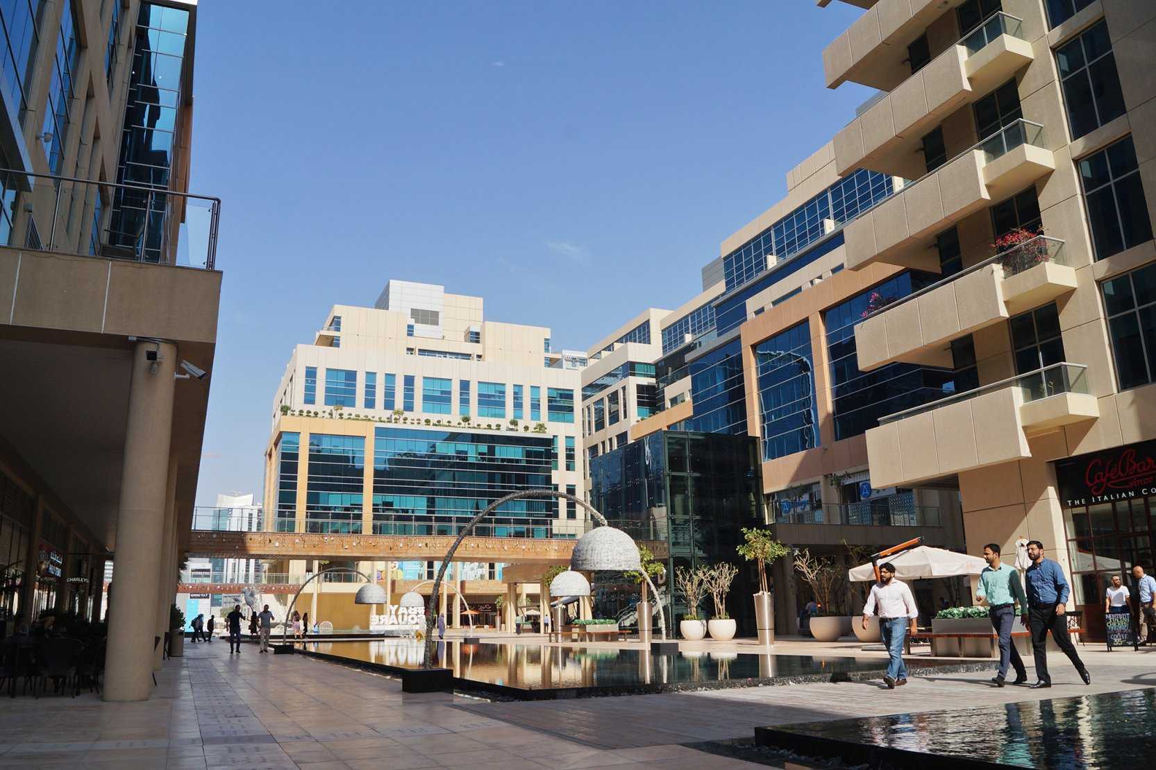Commercial and residential units available in Bay Square 06