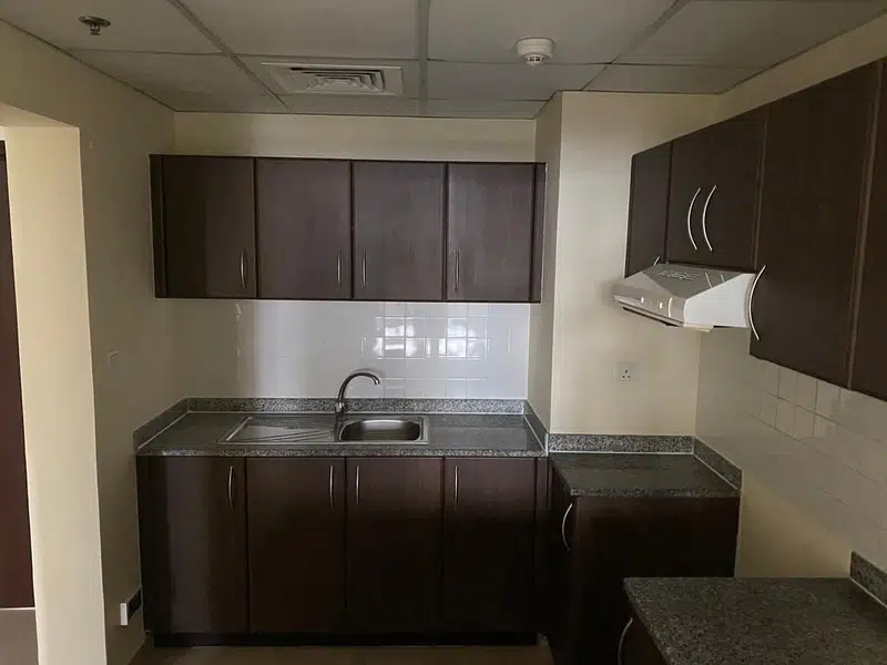 Kitchen in La riviera Estate A