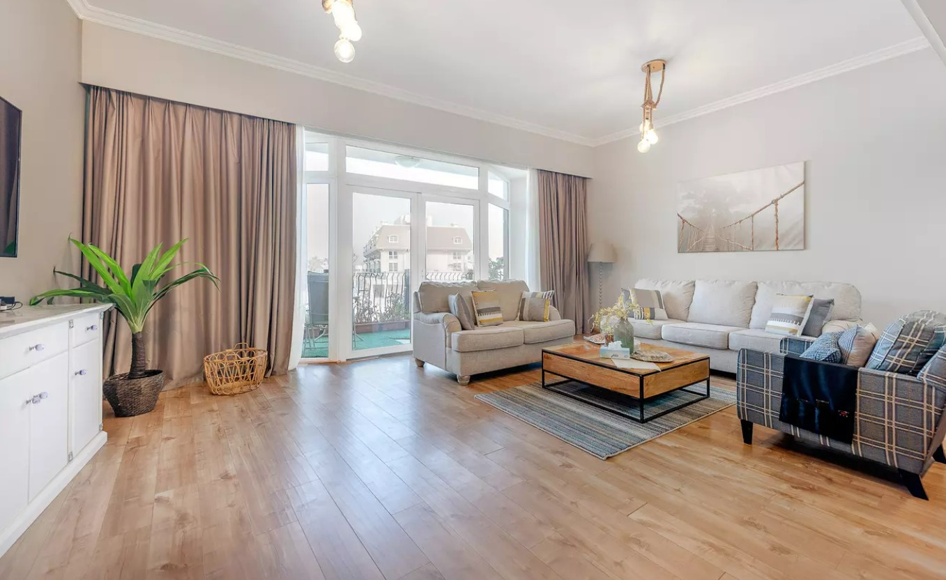 Living area in Courtyard Apartments 2D
