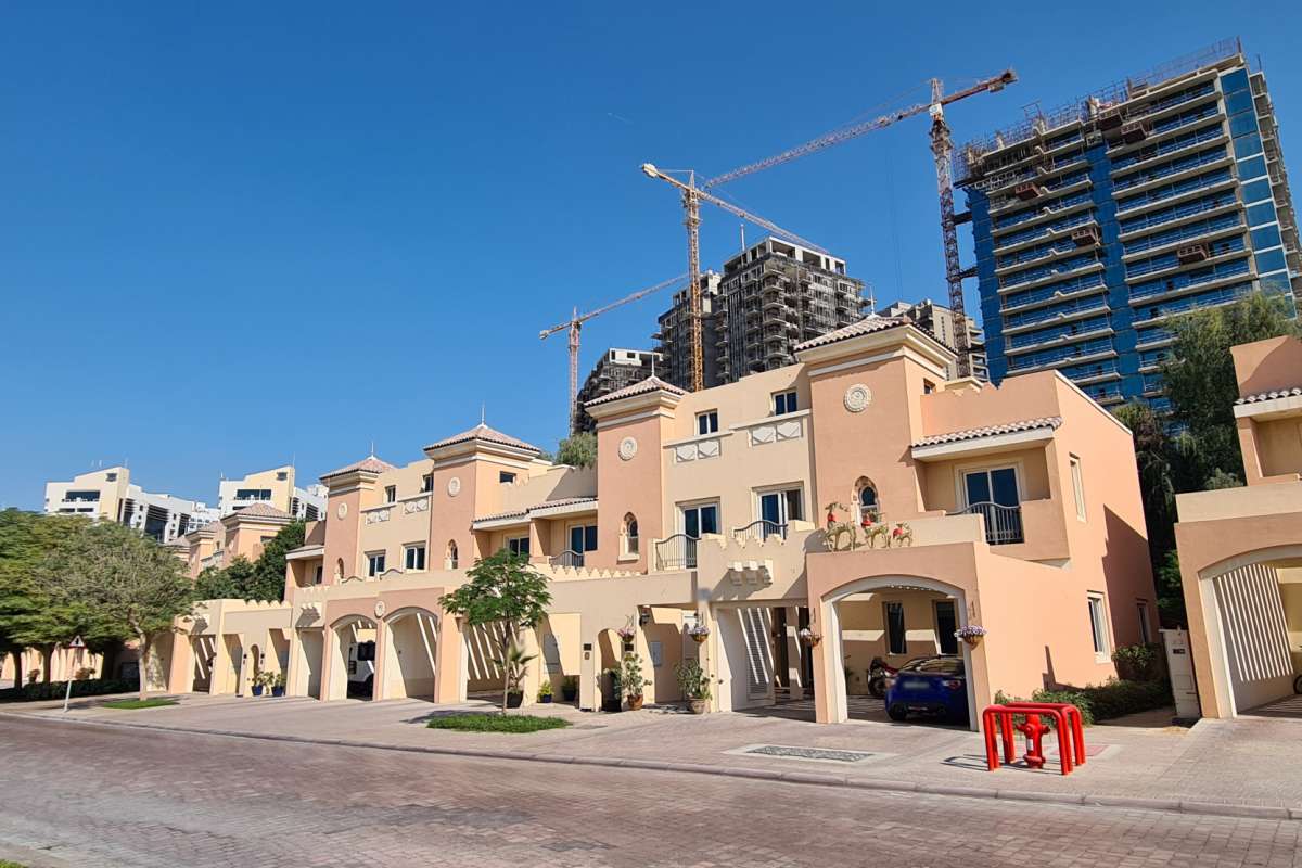 Olivia Village - Dubai Sports City - Dubai (9)