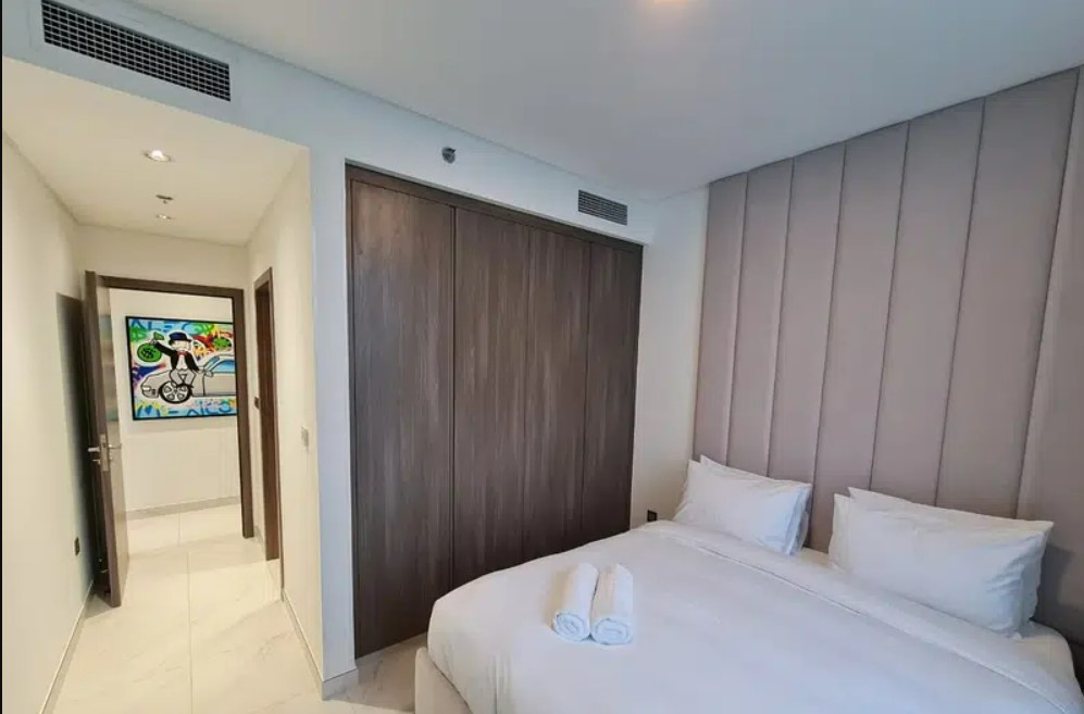 Residences 5 at District One