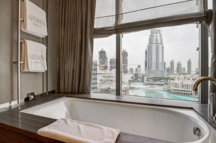 SHOWER_copy_98
