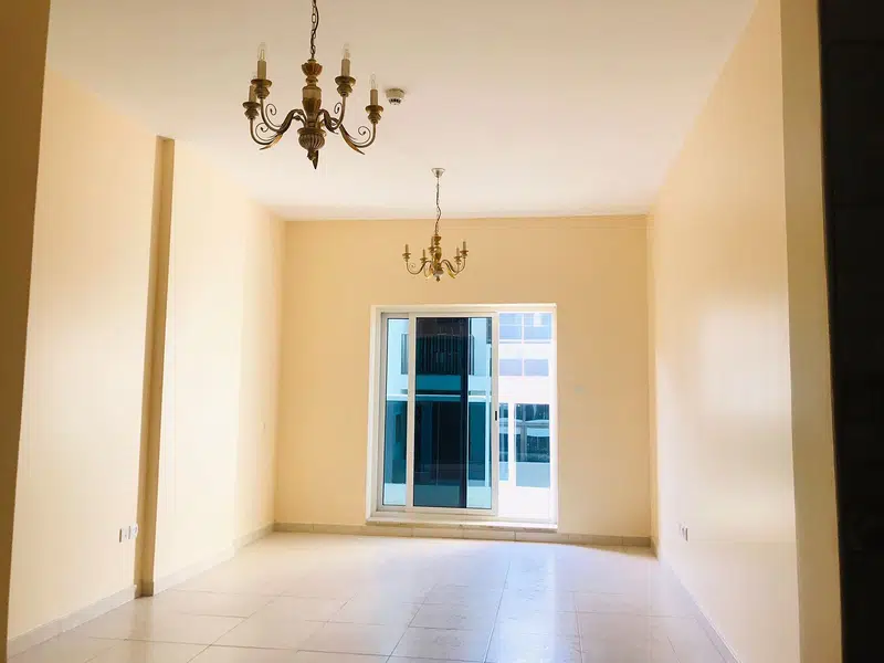 Spacious Apartment for sale in Crystal Palace