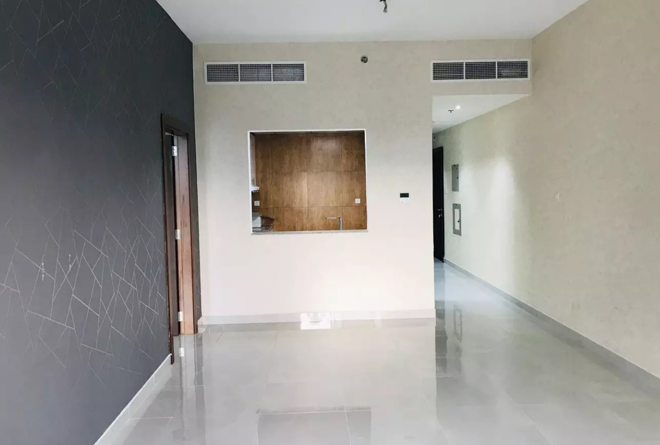 Spacious Apartments for sale in Lorena building