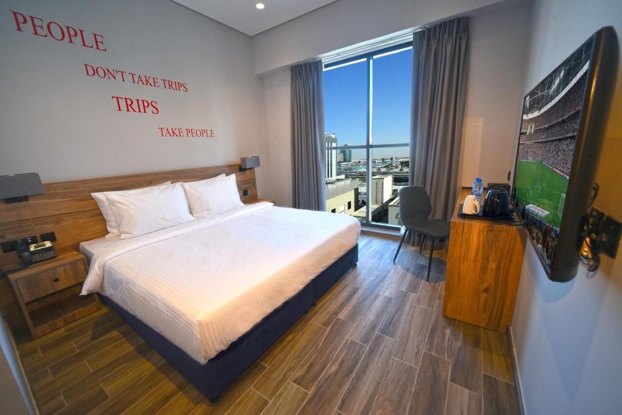Spacious Apartments in Kingsgate Al Jaddaf Hotel  for sale