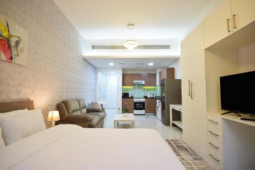 Studio Apartment in Crystal Residence