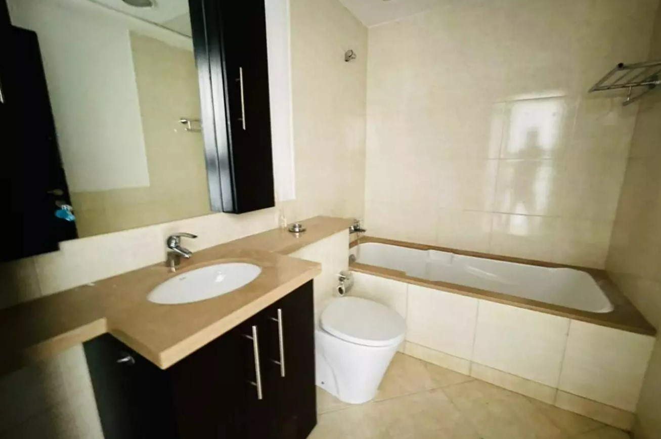 The Links west Tower Washroom