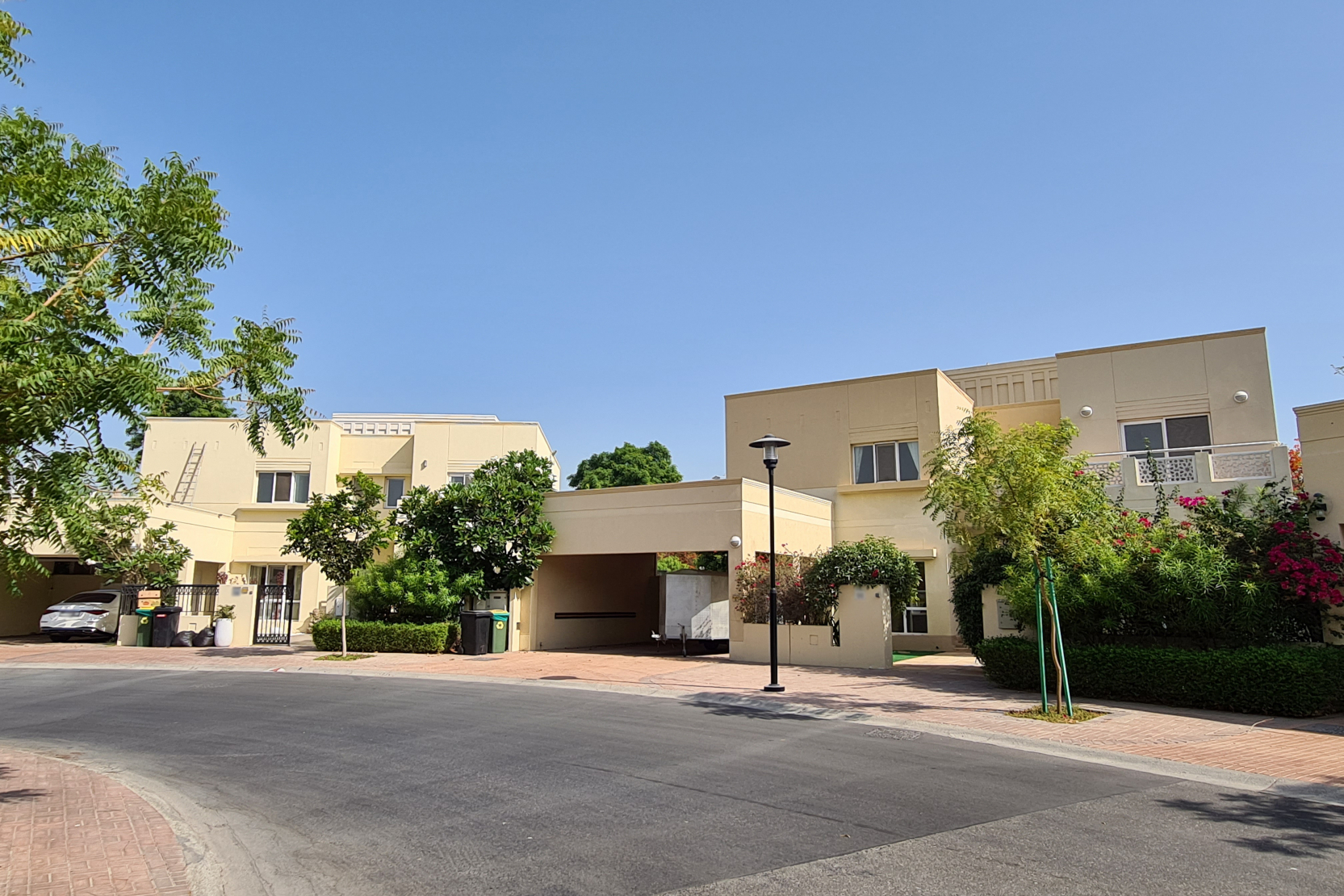 Villas for sale in Meadows 4