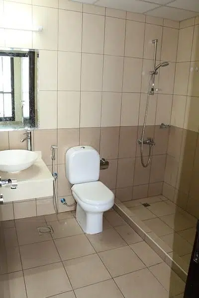 bathroom in La riviera Estate B